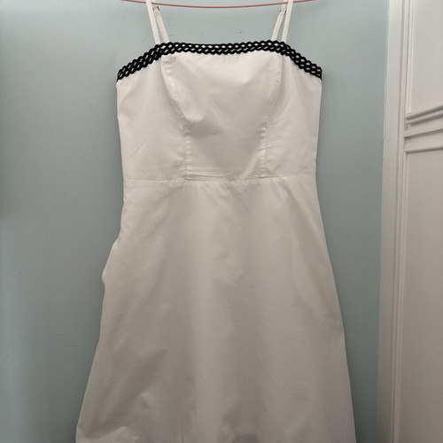 Lynne dress Mystic black and white like new with pockets
