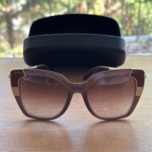 Salvatore Ferragamo women's glasses like new, Italian