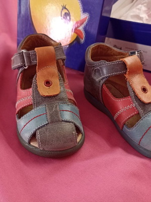 Piulin Baby Sandals Size 21 Like New Leather
