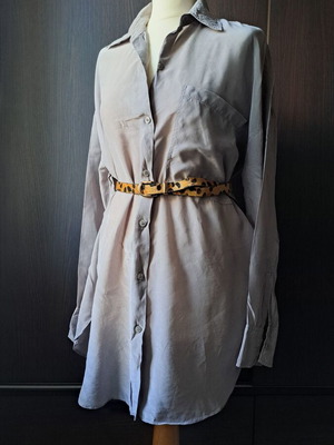 Zara oversized gray satin shirt with animal print belt like new