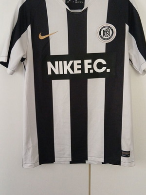 Μπλούζα Nike F.C. σαν καινούργιο, συλλογή για το Μουντιάλ 1994, lifestyle
