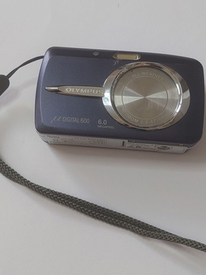 Olympus Mju 600 Digital camera used