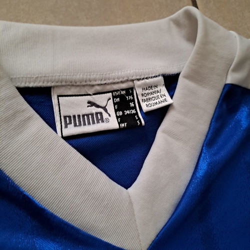 Puma Vintage 90s Long Sleeve Football Shirt like new