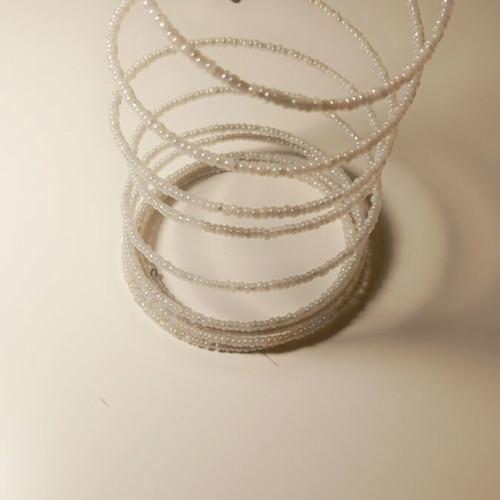 Handmade bracelet with white beads like new