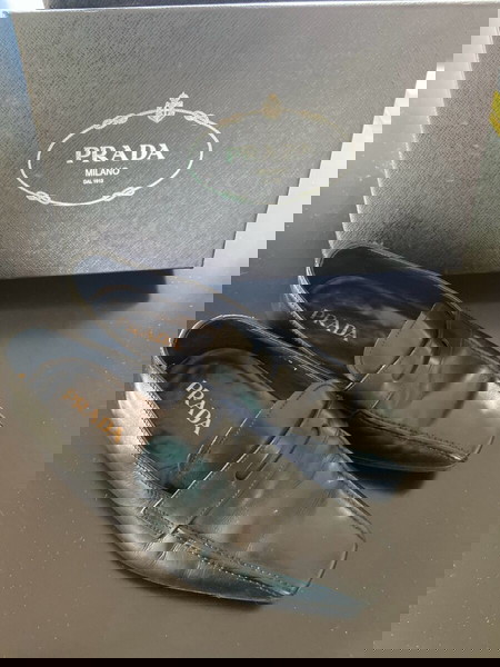 PRADA ΠΑΠΟΥΤΣΙΑ ΣΚΑΡΠΙΝΙΑ