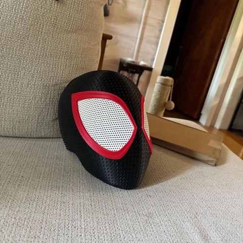 Spider-Man Miles Morales Magnetic Mask like new
