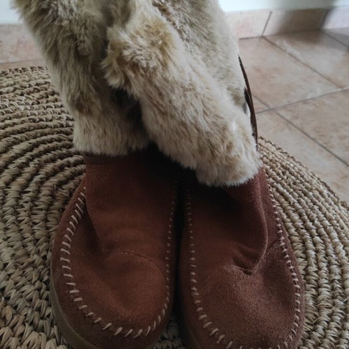 Toms boots like new, suede with fur, size 39, beige brown