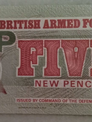 5 New Pence 6th Series UK 1972 new, British Armed Forces