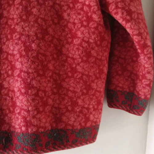 Wool cardigan like new, red with buttons