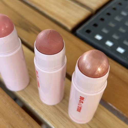 H&M Do It All Stick Rouge and Liquid Blush set like new, 4 pieces