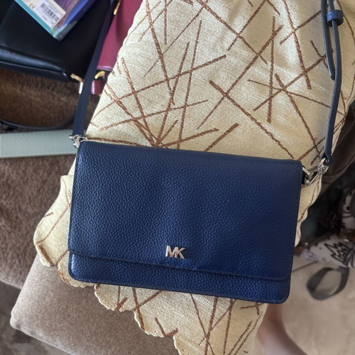 Michael Kors leather wallet crossbody navy blue like new