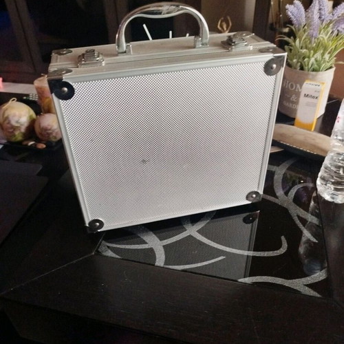 Cosmetic organizer case like new, silver