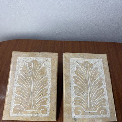 Marble carved wall decorations set of 2 used, 20x15 cm each