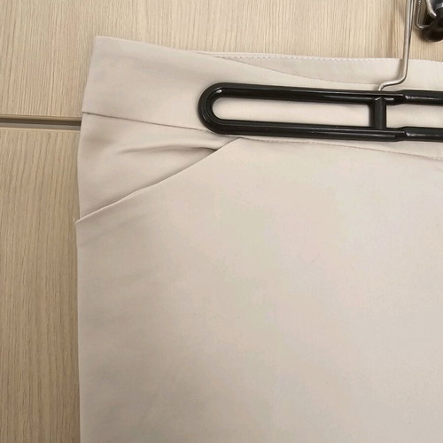 Crop office style pants like new, beige, size medium