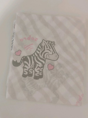 Crib sheet like new
