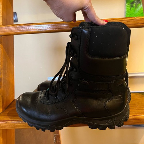Men's high winter shoes Ecco like new, size 43, black