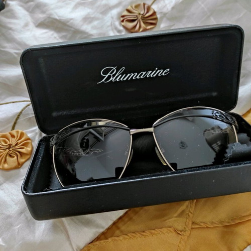 Blumarine butterfly sunglasses new, black