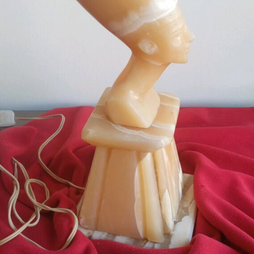 Nefertiti Queen Statue from Onyx with Internal Lighting used