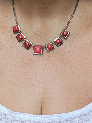 Necklaces with semiprecious stones like new, vintage set of two