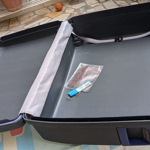 Samsonite Vintage Suitcases Set of 2 with Keys graphite