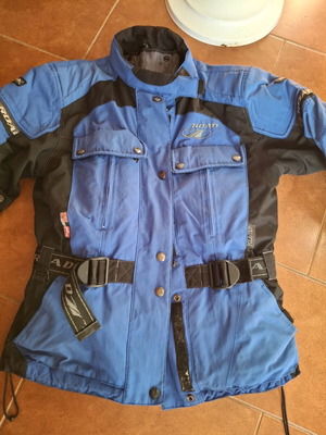 Women's road bike jacket size small like new