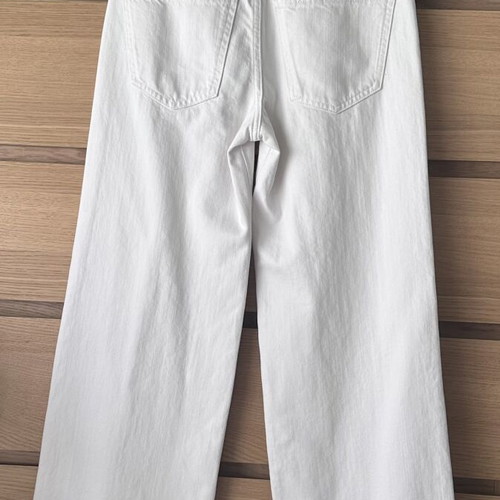 Zara white jeans size 36 like new relaxed fit