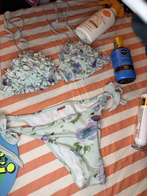 Floral Bikini Set με 3D λουλούδια σαν καινούργιο, παστέλ αποχρώσεις