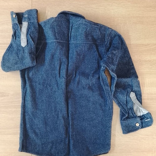 Buffy shirt for boys like new, blue, ages 7-8