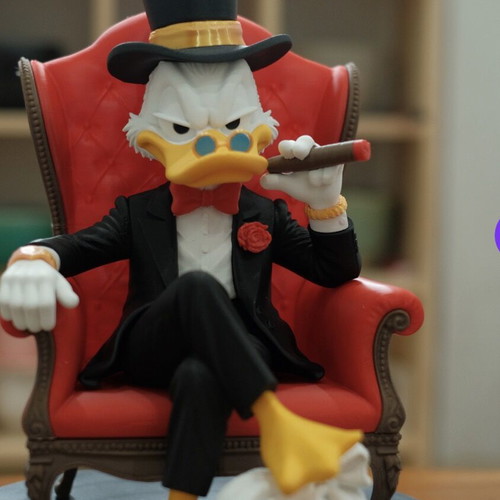 Scrooge McDuck collectible figure new, 3D printed Disney
