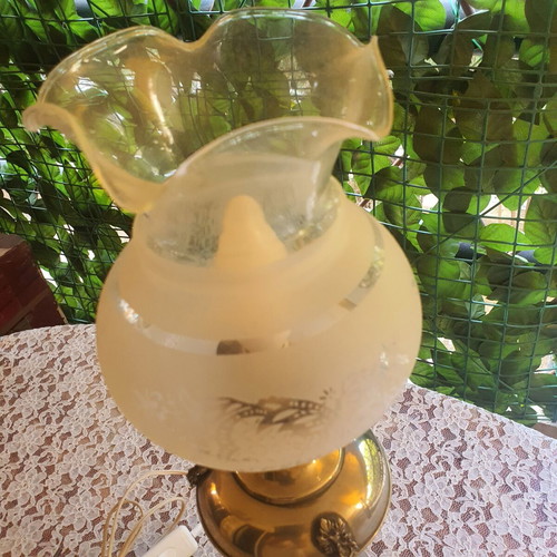 Lamp like new with glass shade, height 45 cm