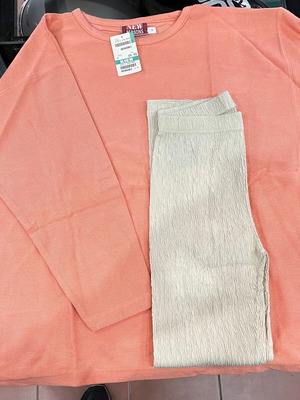 Set of leggings and blouse S new, white