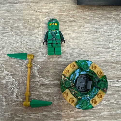Lego Lloyd Zx Rise of The Snakes Spinners 9574 like new
