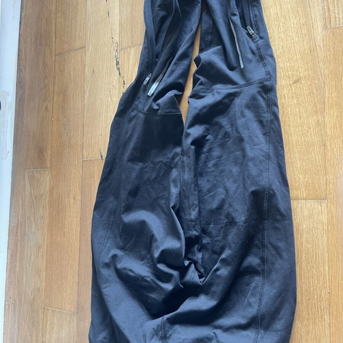 Adidas leggings used, size M, black