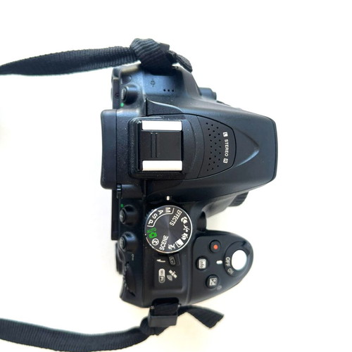 Nikon D5300 AF-P 18-55mm DSLR camera kit