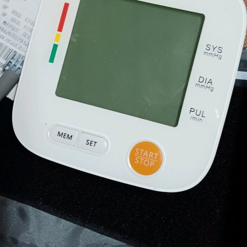 AlphagoMed U80H Blood Pressure Monitor new without batteries