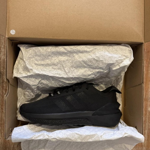 Adidas Avryn sneakers new with tags, size 46.5, black
