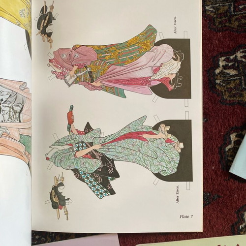 Paper dolls 5 books like new with Chinese and Japanese costumes