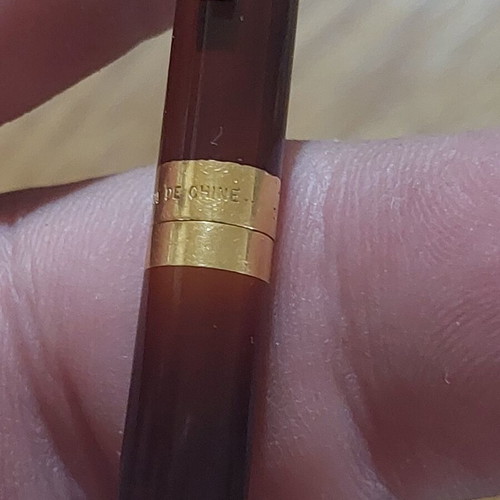 T DuPont Laque de China σκούρο μπορντό λεπτό στυλό διαρκείας σαν καινούργιο