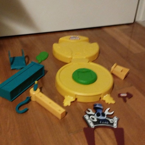 Little Tikes Land lifting crane like new
