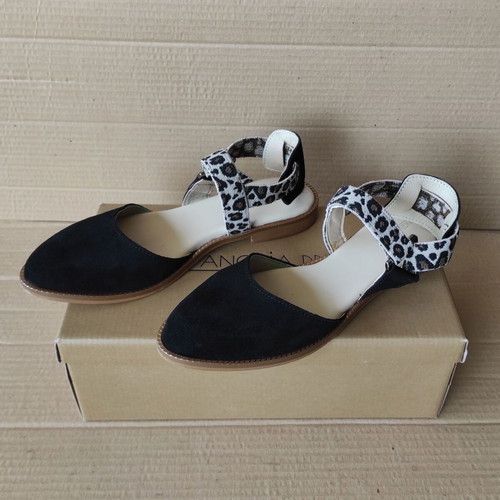 Evangelia Drosi ballerina sandals like new, black suede and leopard fabric