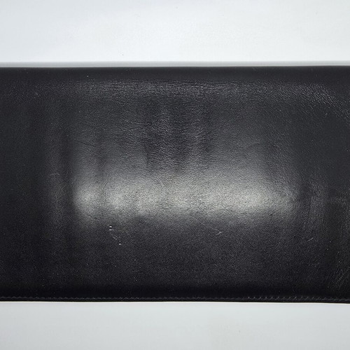 Hermes vintage wallet in like new condition, soft fine leather