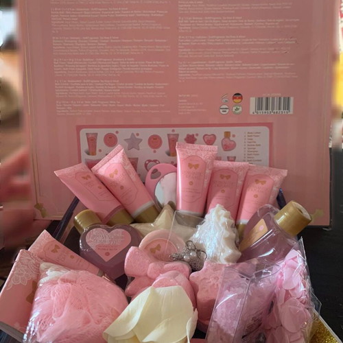 Cosmetic care gift set