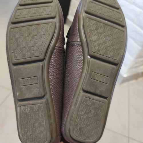 DKNY brown leather shoes size 39