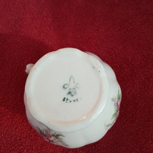 Sevres porcelain teapot used, height 9.5cm, diameter 9cm