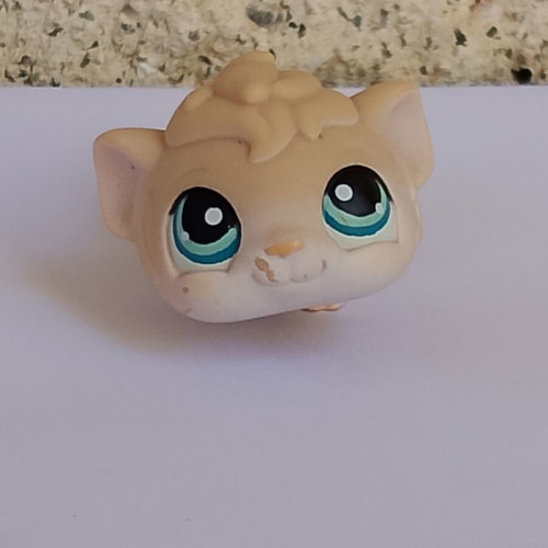 Littlest Pet Shop (LPS) Hasbro figure like new