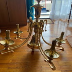 Ceiling chandelier in very good condition