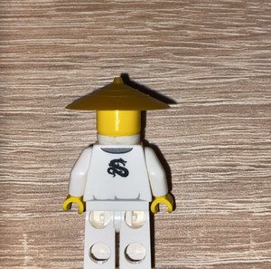 lego ninjago 2012 Sensei Wu