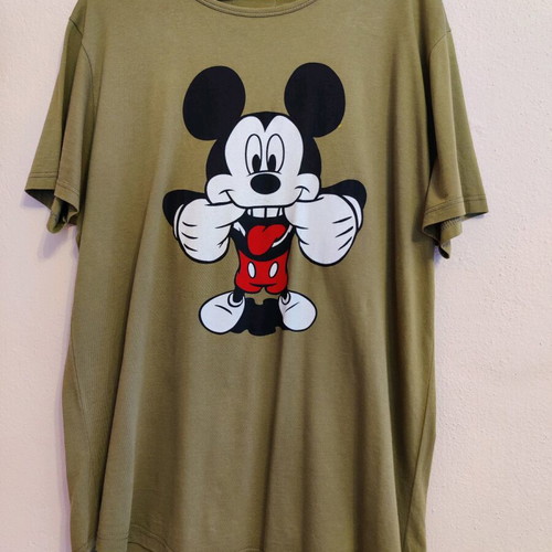 Mickey women's khaki T-shirt like new Surf