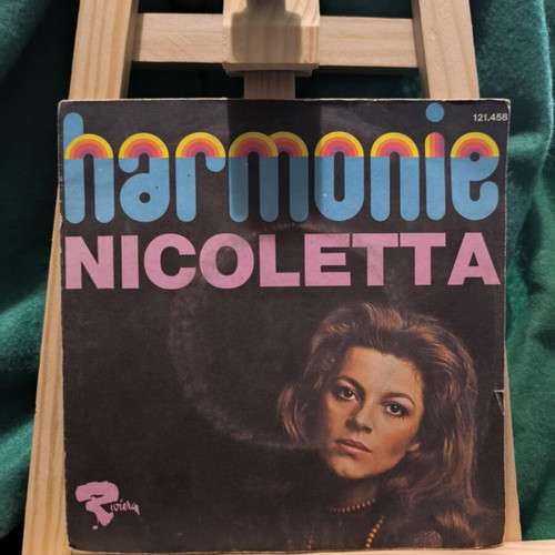 Nicoletta Harmonie vinyl like new, pop