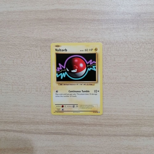 Voltorb Pokémon Card Evolutions 2016 Near Mint
